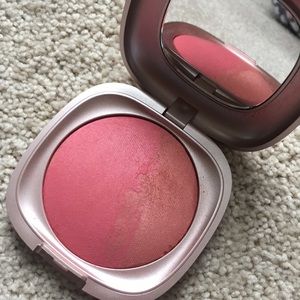Kiko blush in Red Sunset LE